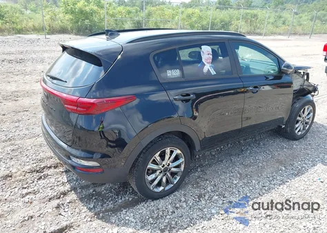2022 Kia Sportage Nightfall Edition z USA, uszkodzony, nr VIN KNDP6CAC0N7979458